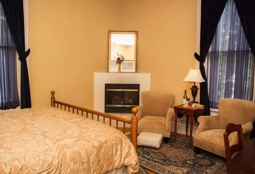 Aamiaismajoitus (B&B) Hamilton House