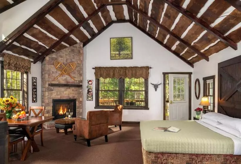 ベッドアンドブレックファースト Inn At Lake Joseph