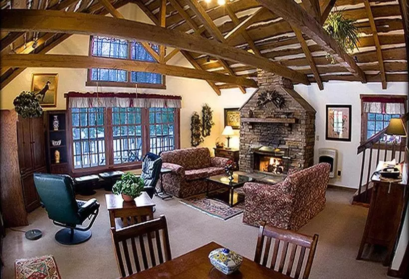 ベッドアンドブレックファースト Inn At Lake Joseph