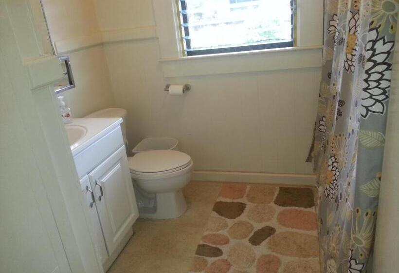 مبيت وإفطار Shaka Shak Guest House