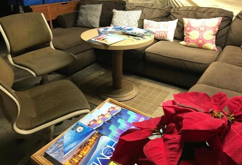 مبيت وإفطار Shaka Shak Guest House