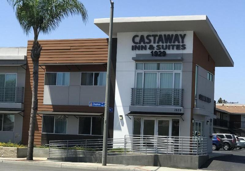 Castaway Motel