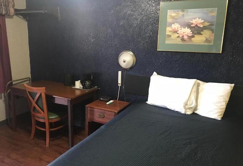 Cooper Motel Tuscola