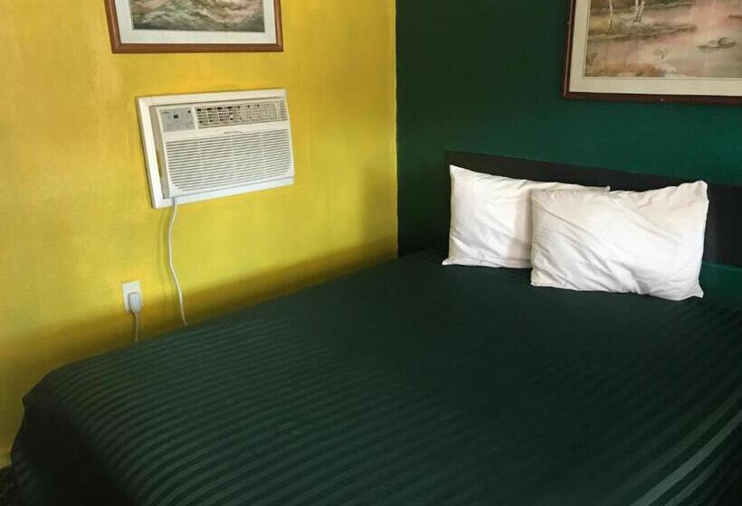 Cooper Motel Tuscola