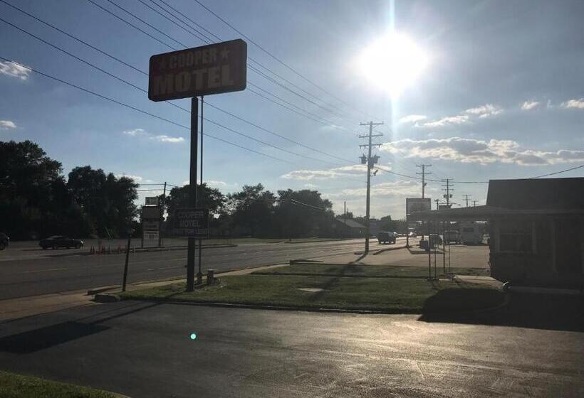 Cooper Motel Tuscola