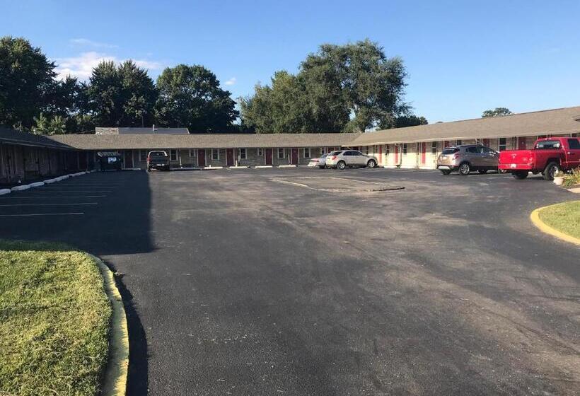 Cooper Motel Tuscola