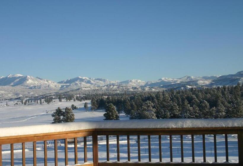 Elkwood Manor Bed & Breakfast