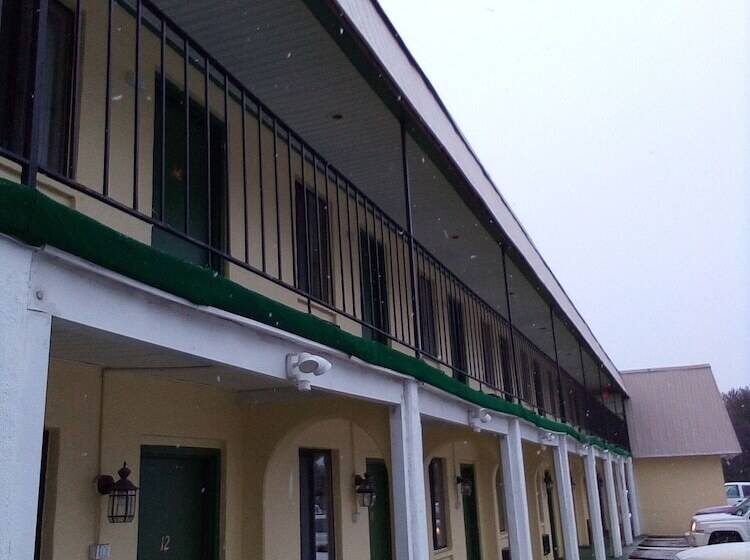 Granada Inn Motel Kalkaska