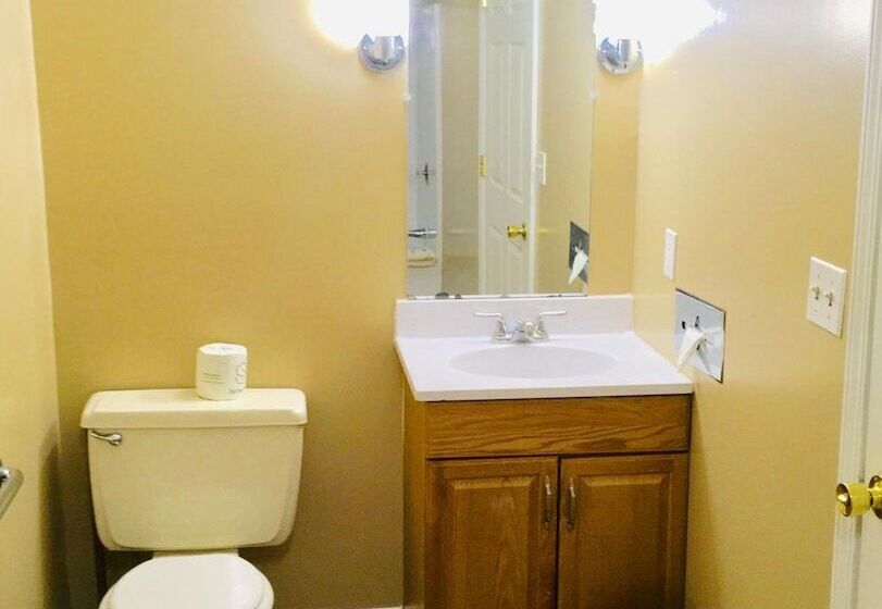 Granada Inn Motel Kalkaska