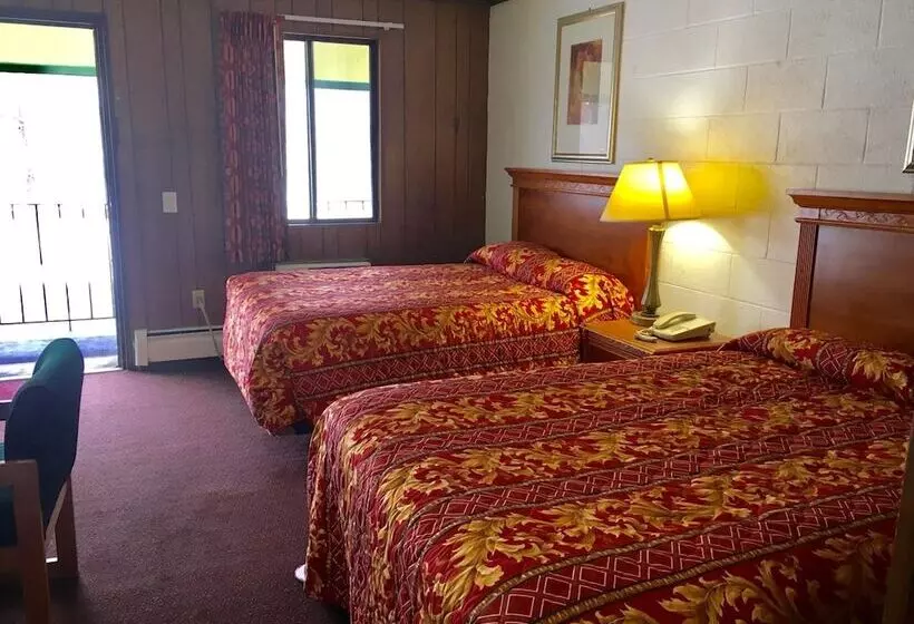 Granada Inn Motel   Kalkaska