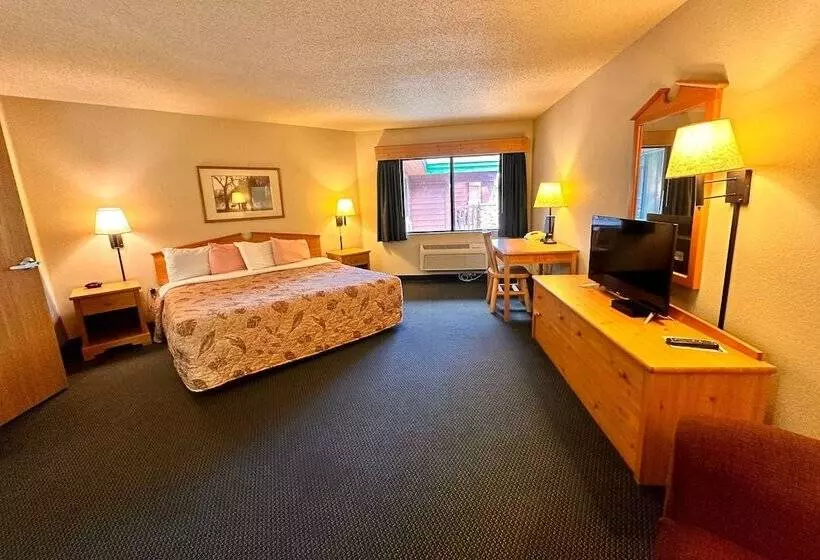Hotelli Shell Lake Lodge, A Travelodge By Wyndham