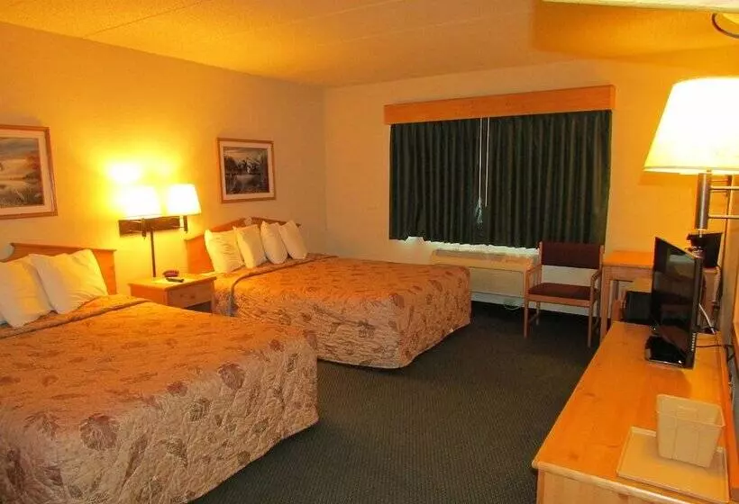 Hotelli Shell Lake Lodge, A Travelodge By Wyndham