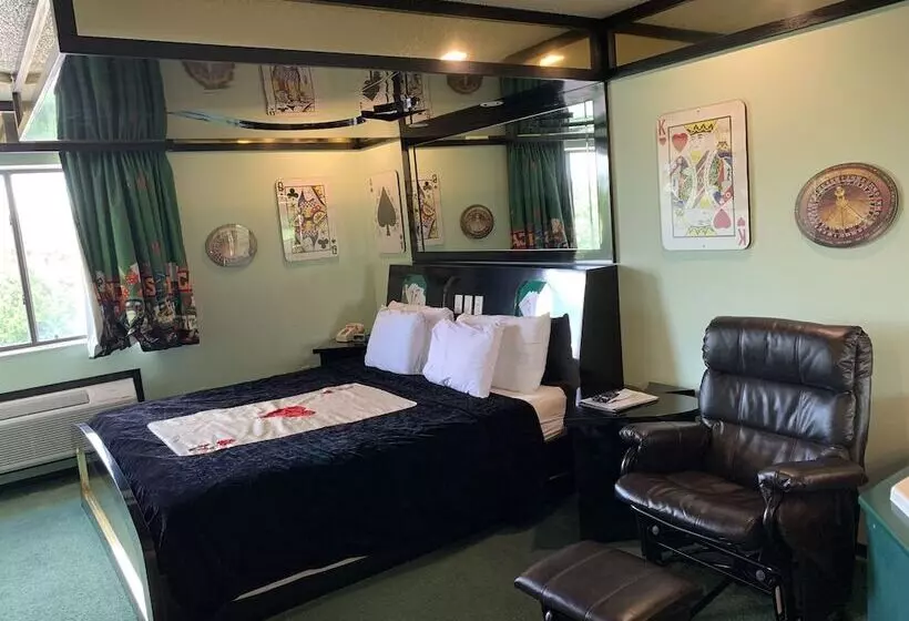 ホテル Designer Inn And Suites