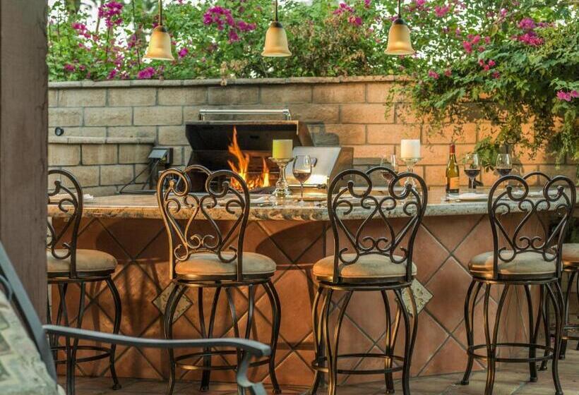 La Maison Hotel   Adults Only