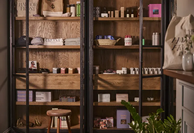 Otel The Harbor Front Inn