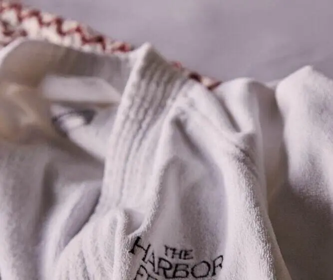 Otel The Harbor Front Inn