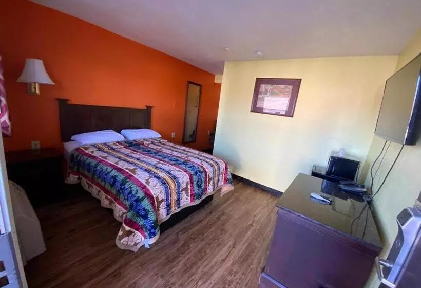 Indian Mound Motel