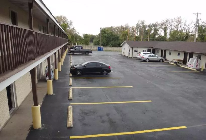 Indian Mound Motel