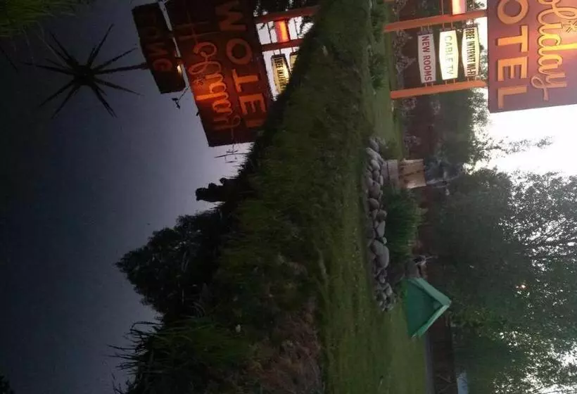 Long Holiday Motel