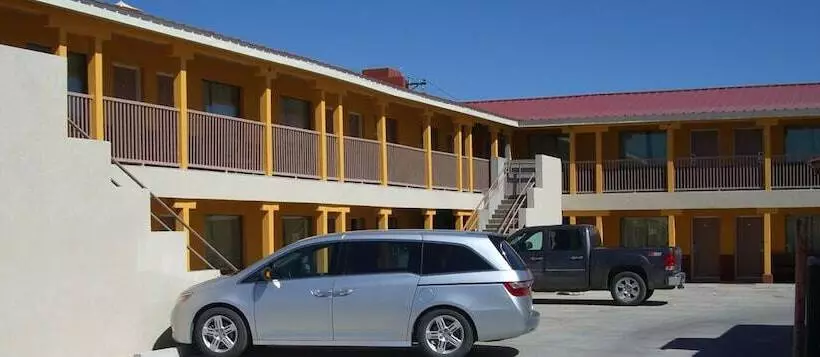 Motelli Budget Inn