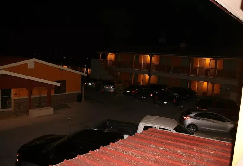 Motelli Budget Inn