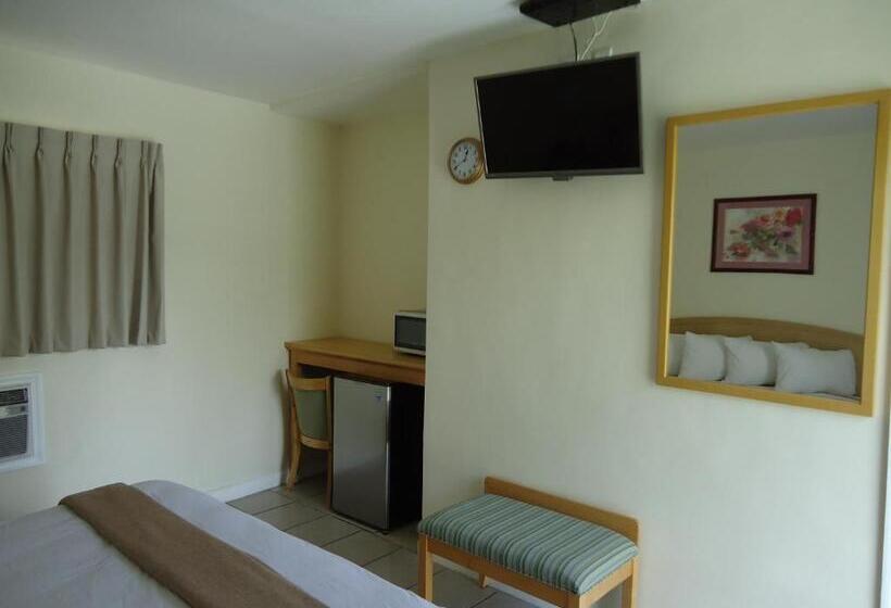 فندق على الطريق Crown Inn