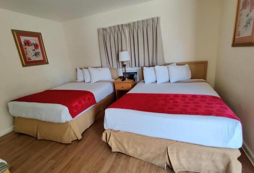 فندق على الطريق Crown Inn