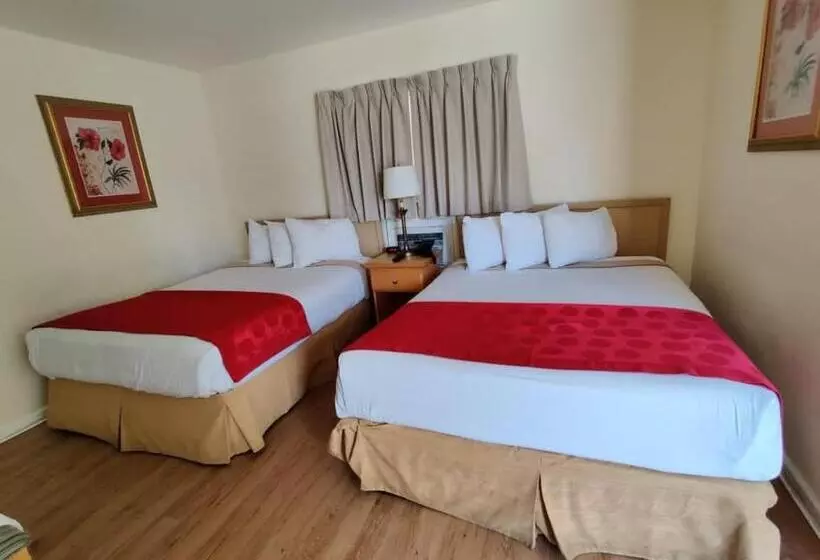 Motelli Crown Inn