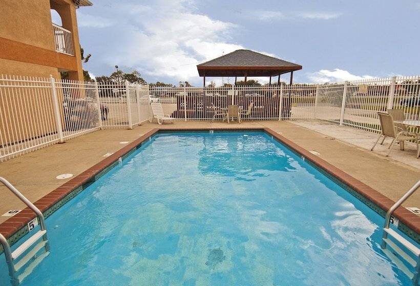 Мотель Executive Inn