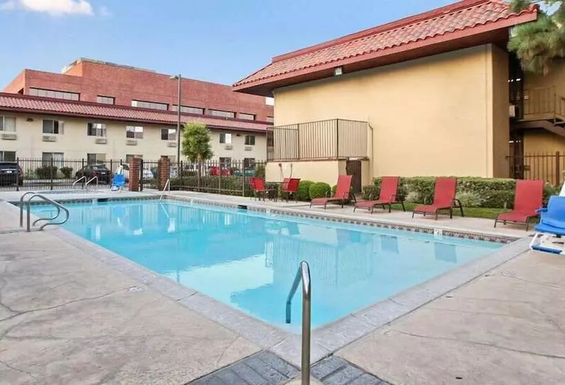 Motelli Executive Inn
