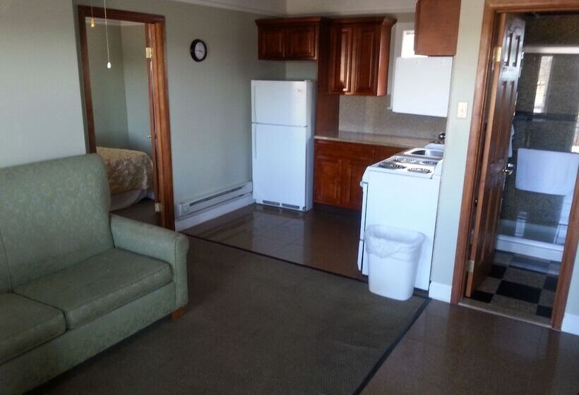 فندق على الطريق Golden Gate Lodging