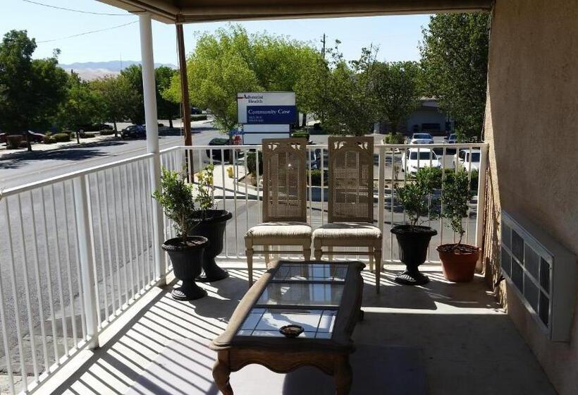 モーテル Laura Lodge