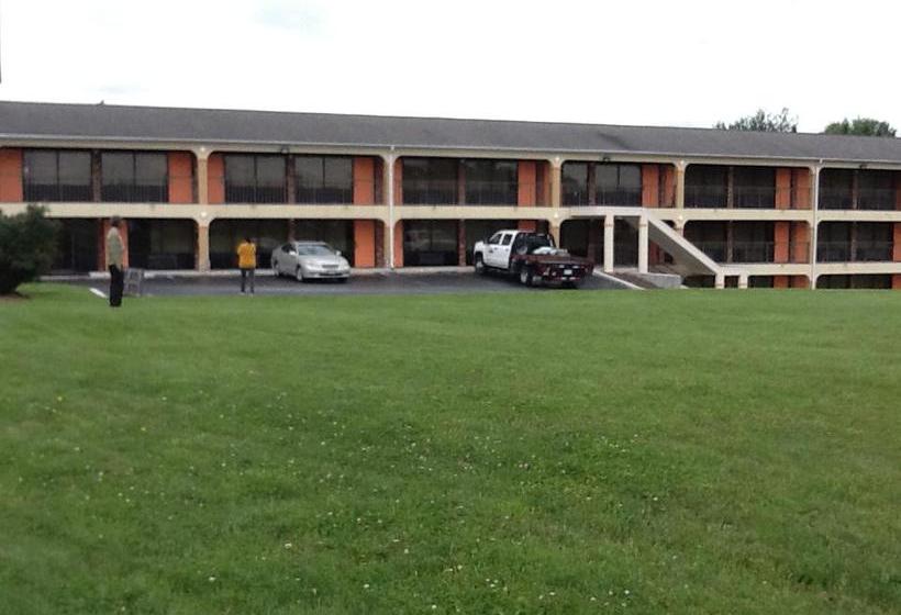 فندق على الطريق New Eastern Inn