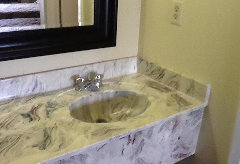 Мотель Relax Inn Lakeland