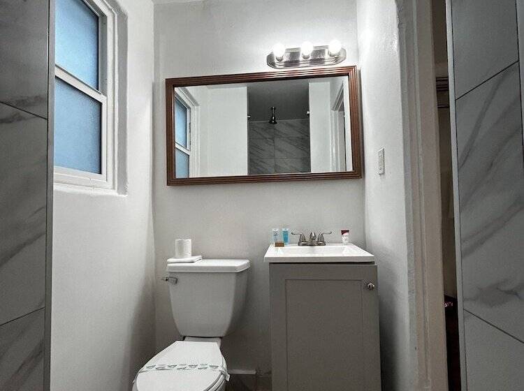 Motel San Diego   In San Diego