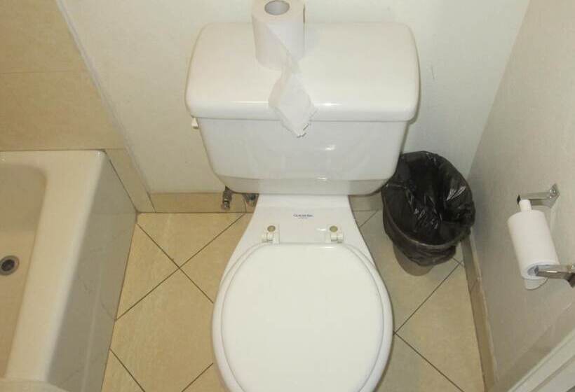 فندق على الطريق Starlight Inn Van Nuys