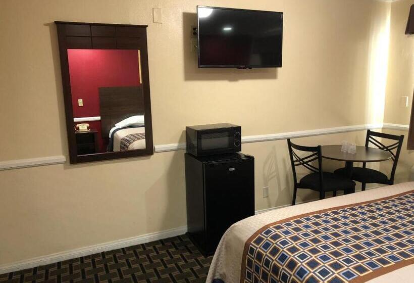 모텔 Whittier Travel Inn