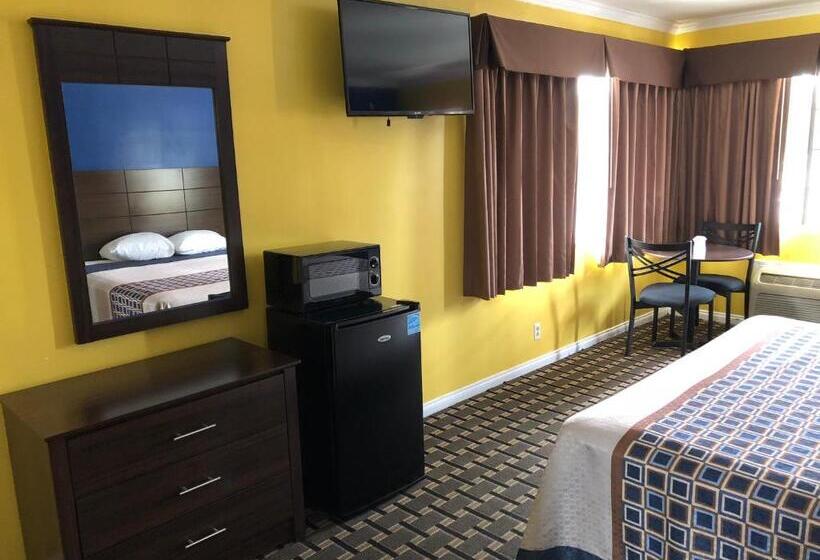 모텔 Whittier Travel Inn