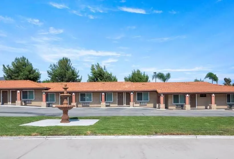 Oak Park Motel