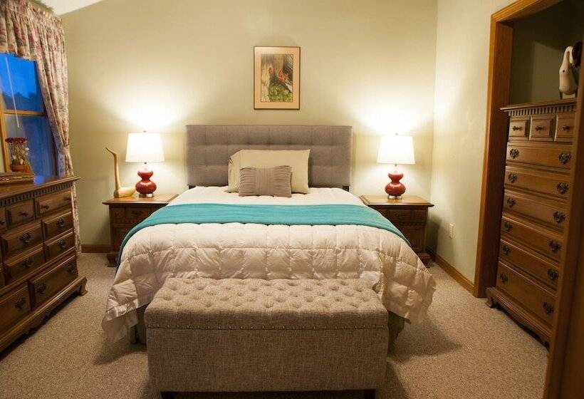 On Cranberry Pond B&b