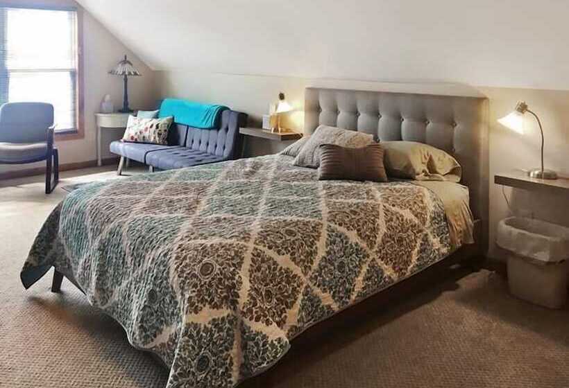 On Cranberry Pond B&b