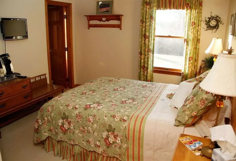 On Cranberry Pond B&b