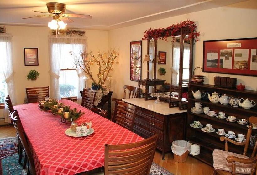 On Cranberry Pond B&b