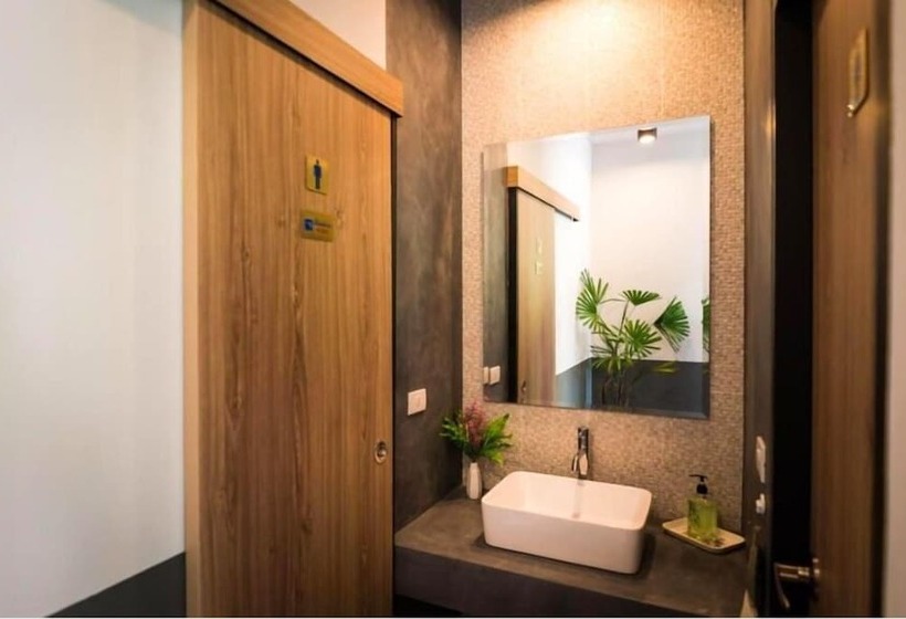 Hotel Pp Grand Kamala