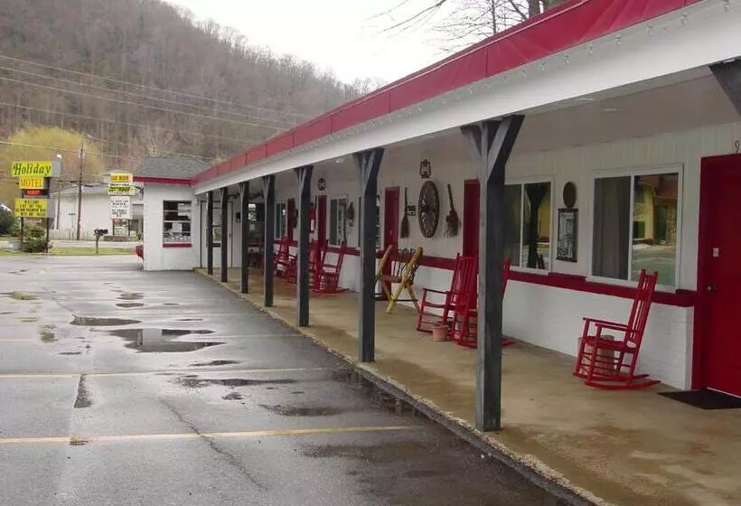 A Holiday Motel Maggie Valley