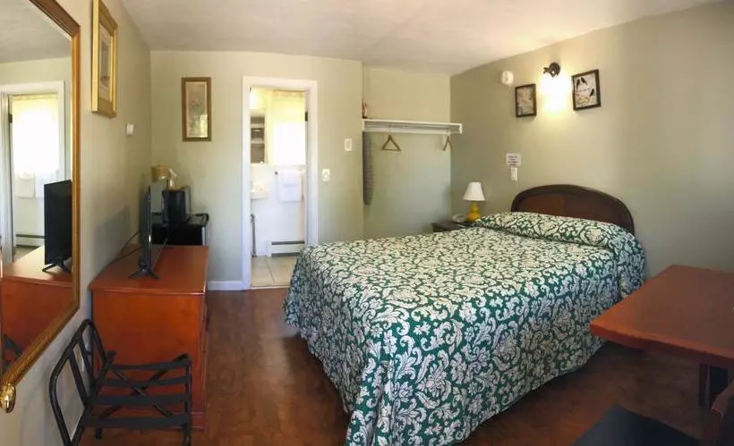 Admiral Motel