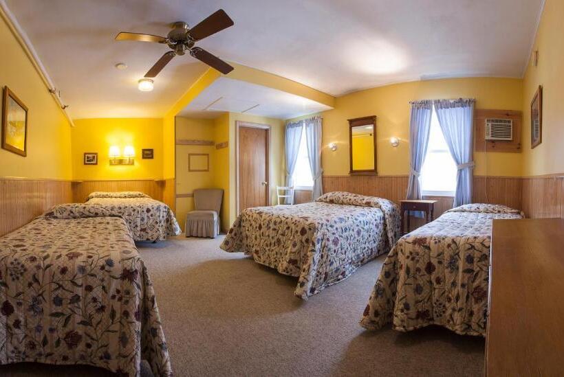 مبيت وإفطار Gray Ghost Inn