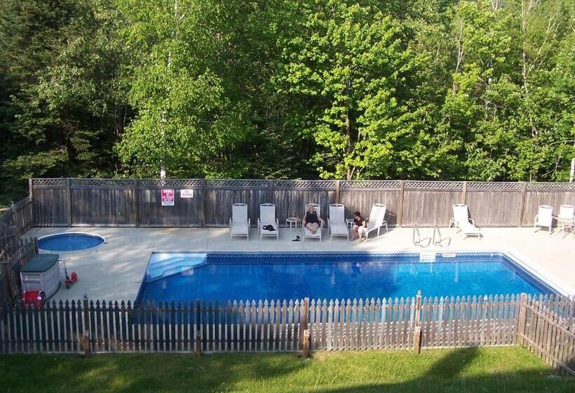 مبيت وإفطار Gray Ghost Inn