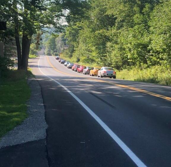 مبيت وإفطار Gray Ghost Inn