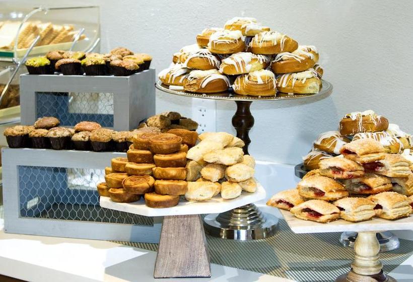 فندق Quality Inn & Suites By The Parks